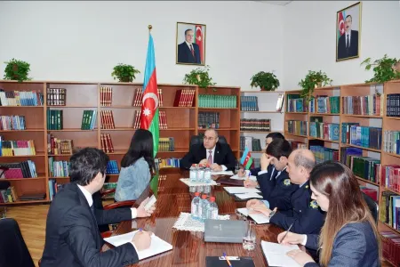 Səfər Mehdiyev Qazax şəhərində vətəndaşları qəbul edib