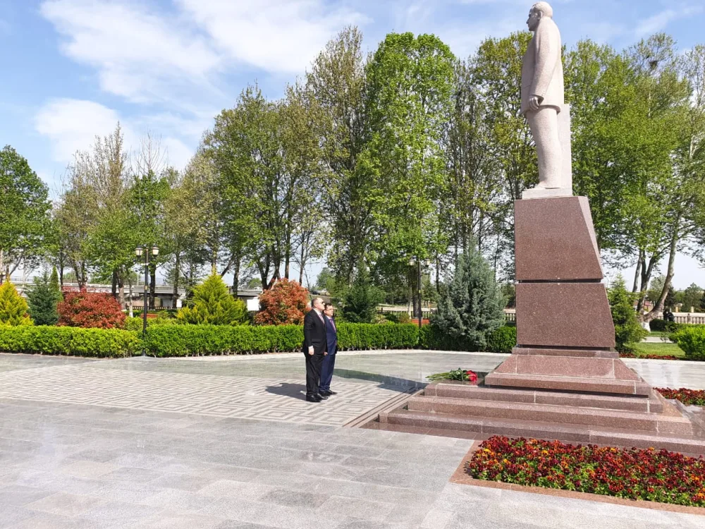 Səfər Mehdiyev Qazax şəhərində vətəndaşları qəbul edib