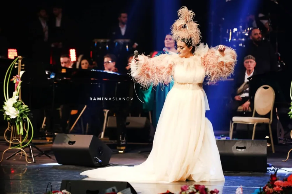 Elza Seyidcahanın konsertində yaşananlar - FOTO
