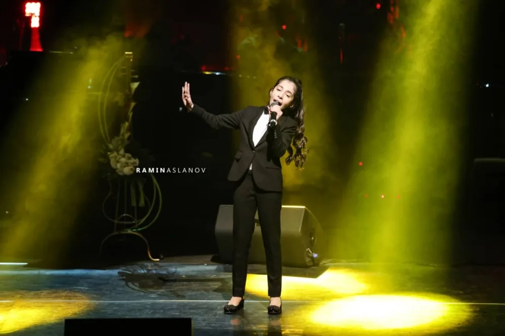Elza Seyidcahanın konsertində yaşananlar - FOTO