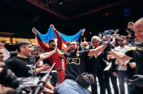 Qazax döyüşçü azərbaycanlı Çingizxanla - rinqə çıxmaqdan qorxdu - FOTO - VİDEO