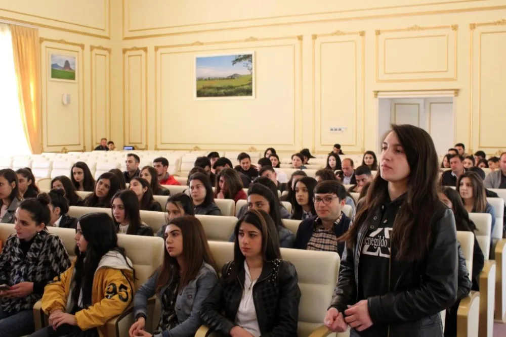 Bakı və bölgələrdə “Gənclərin Məşğulluğu Proqramı”na dair təqdimatlar keçirilib - FOTO