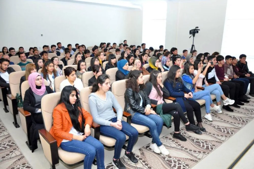 Bakı və bölgələrdə “Gənclərin Məşğulluğu Proqramı”na dair təqdimatlar keçirilib - FOTO