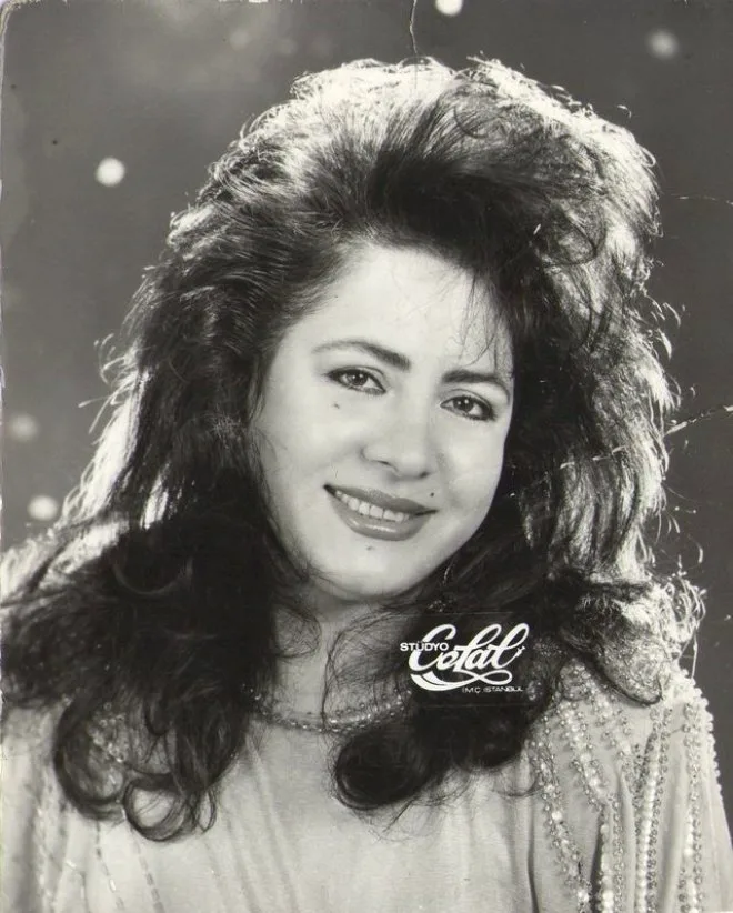 13 yaşında ərə verilən, təcavüzə uğrayan - MƏŞHUR MÜĞƏNNİ ÖLDÜ – HƏYAT HEKAYƏSİ