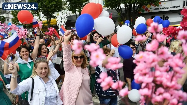 Moskvada 1 May: Mərkəz qapalı, 100 minlər küçələrdə, bir azdan meşələrə - -REPORTAJ - Səbuhi Məmmədli Rusiya paytaxtından yazır