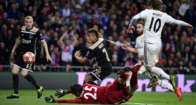 "Ajax" təəccübləndirmir, tarixi təkrarlayır!