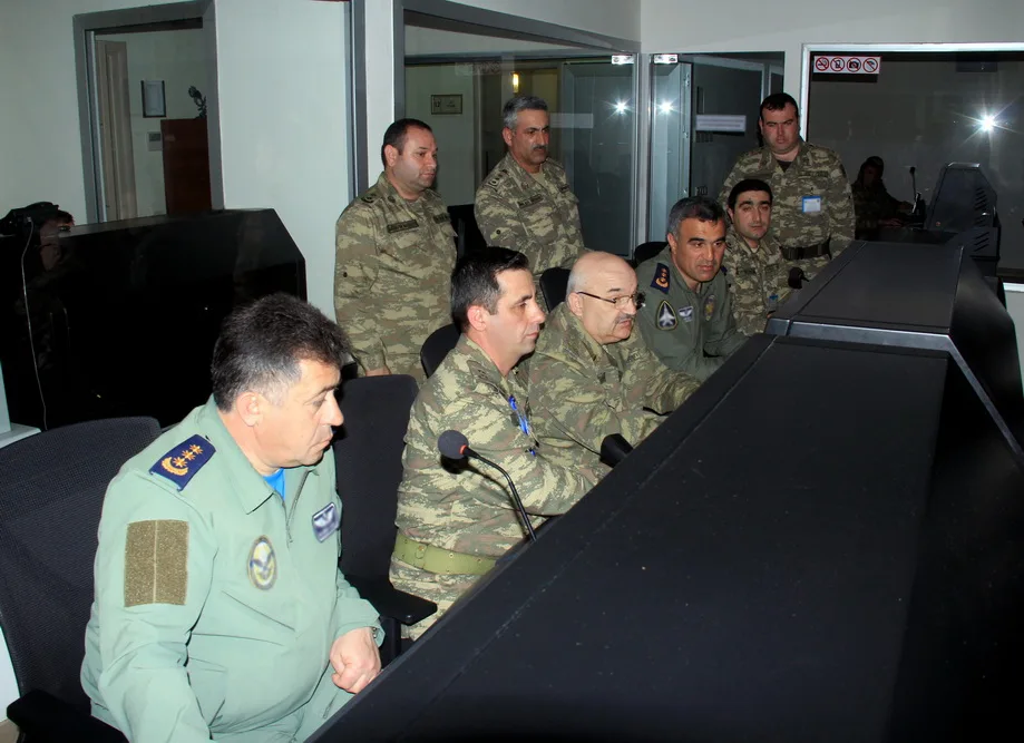 HHQ-nin aviabazasında komanda-qərargah təlimi keçirilib - FOTO-VİDEO