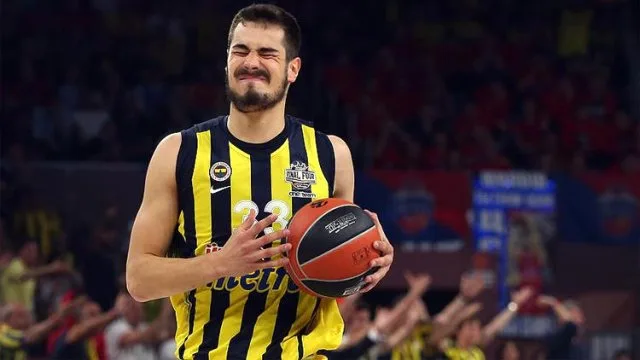 Bu dəfə "Fenerbahçe" ulduzunun - SKANDAL GÖRÜNTÜLƏRİ YAYILDI - FOTO