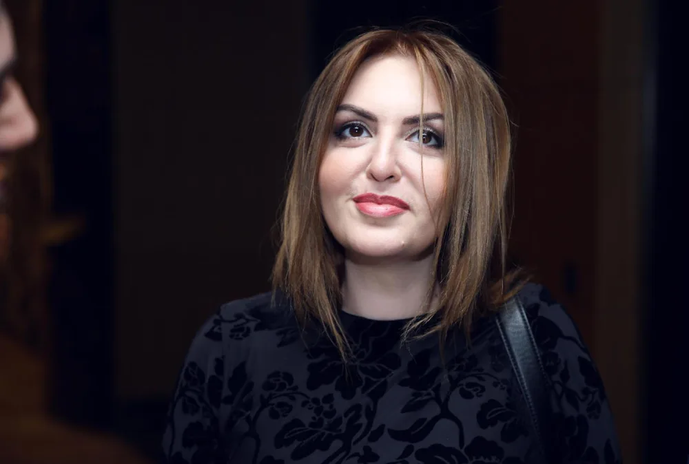 Prezident Sevdaya ev verdi - FOTO