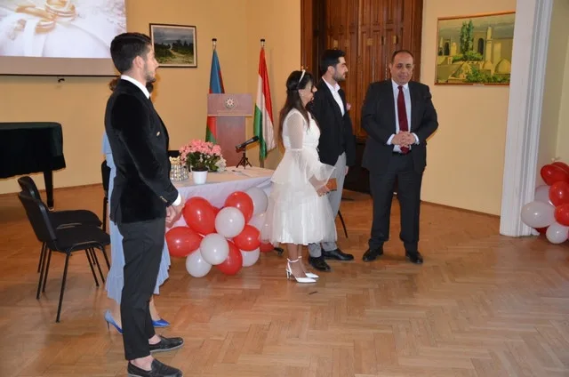 Azərbaycan səfirliyində nikah mərasimi - Foto