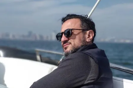 Anar Mədətov oğlunun soyadını dəyişməsindən danışdı: - "ƏMRƏLİ FƏRARİ SOYADIDIR"