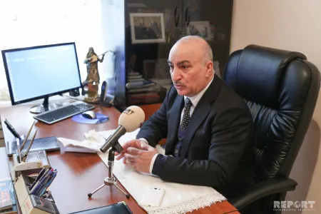 Tahir Kərimli: "Yaşadığım binada əxlaqsızlıq yuvası yaradırlar"