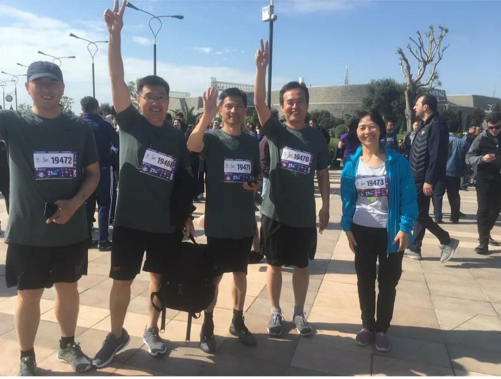 Arzu Əliyeva və Mədət Quliyev məşhurlarla birgə Bakı Marafonunda - FOTO-VİDEO