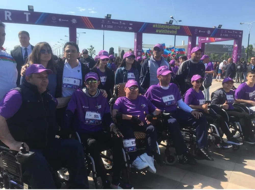 Arzu Əliyeva və Mədət Quliyev məşhurlarla birgə Bakı Marafonunda - FOTO-VİDEO