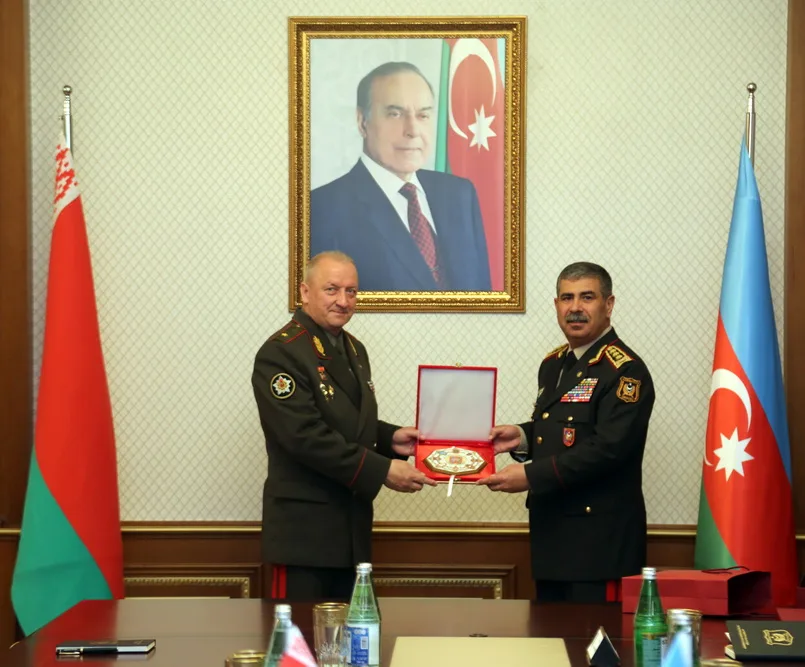 Azərbaycan Belarusdan yeni silahlar alacaq
