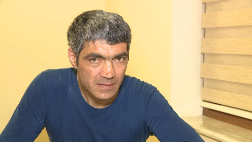 Avtomobildən 3500 manatlıq 4 ədəd gödəkçə oğurladı - BAKIDA