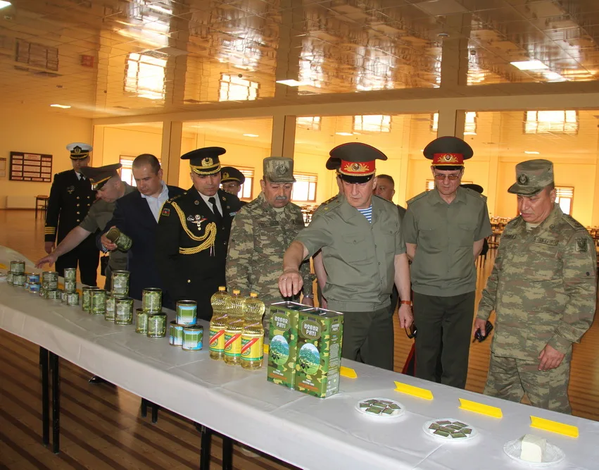Belarus Silahlı Qüvvələrinin nümayəndə heyəti - HƏRBİ HİSSƏDƏ