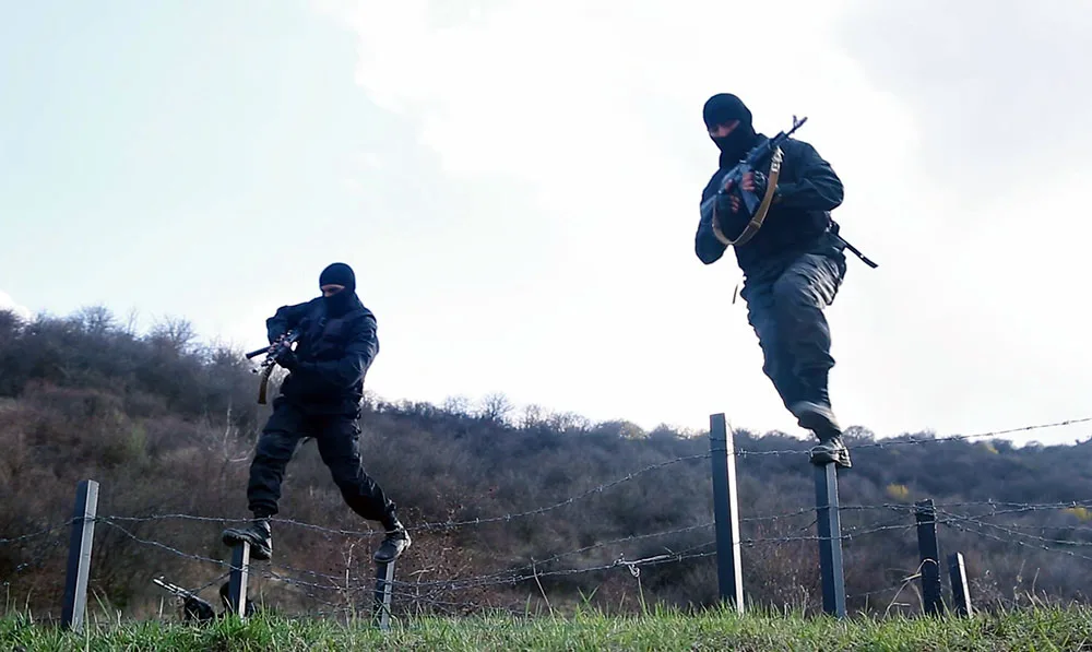 "Kəşfiyyatçılar - görünmədən görmək, ölmədən dönmək" - SƏNƏDLİ FİLM - VİDEO