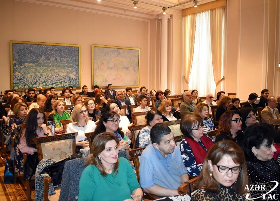 Soltan Hacıbəyovun 100 illiyi qeyd olunub