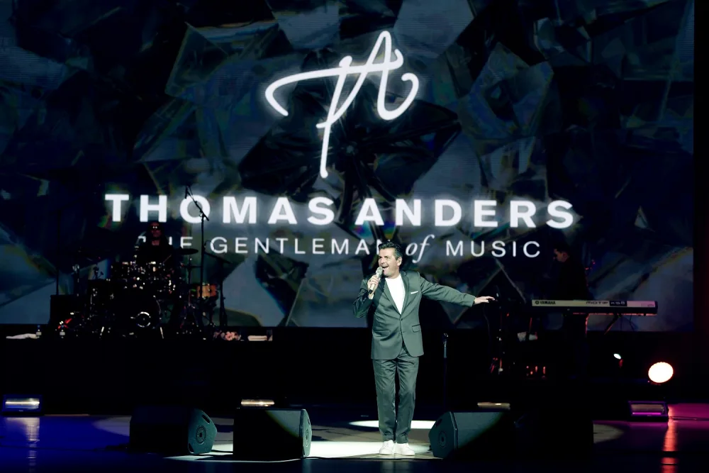 Tomas Anders Heydər Əliyev Mərkəzinin səhnəsində - FOTO - VİDEO