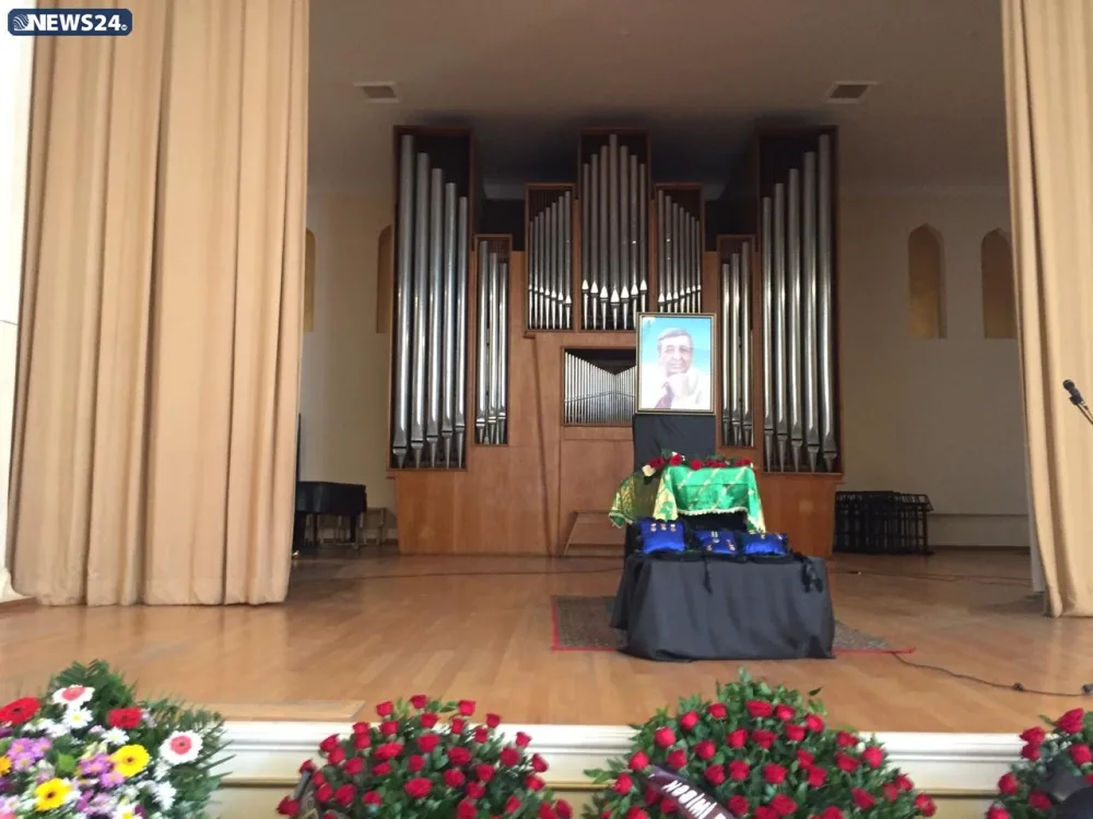 Arif Məlikovla vida mərasimi keçirilib - FOTOLAR - VİDEO - YENİLƏNİB -2