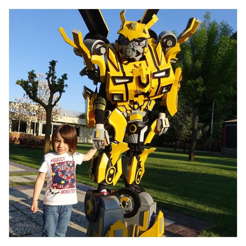 Safura oğluna ad günü etdi - FOTO