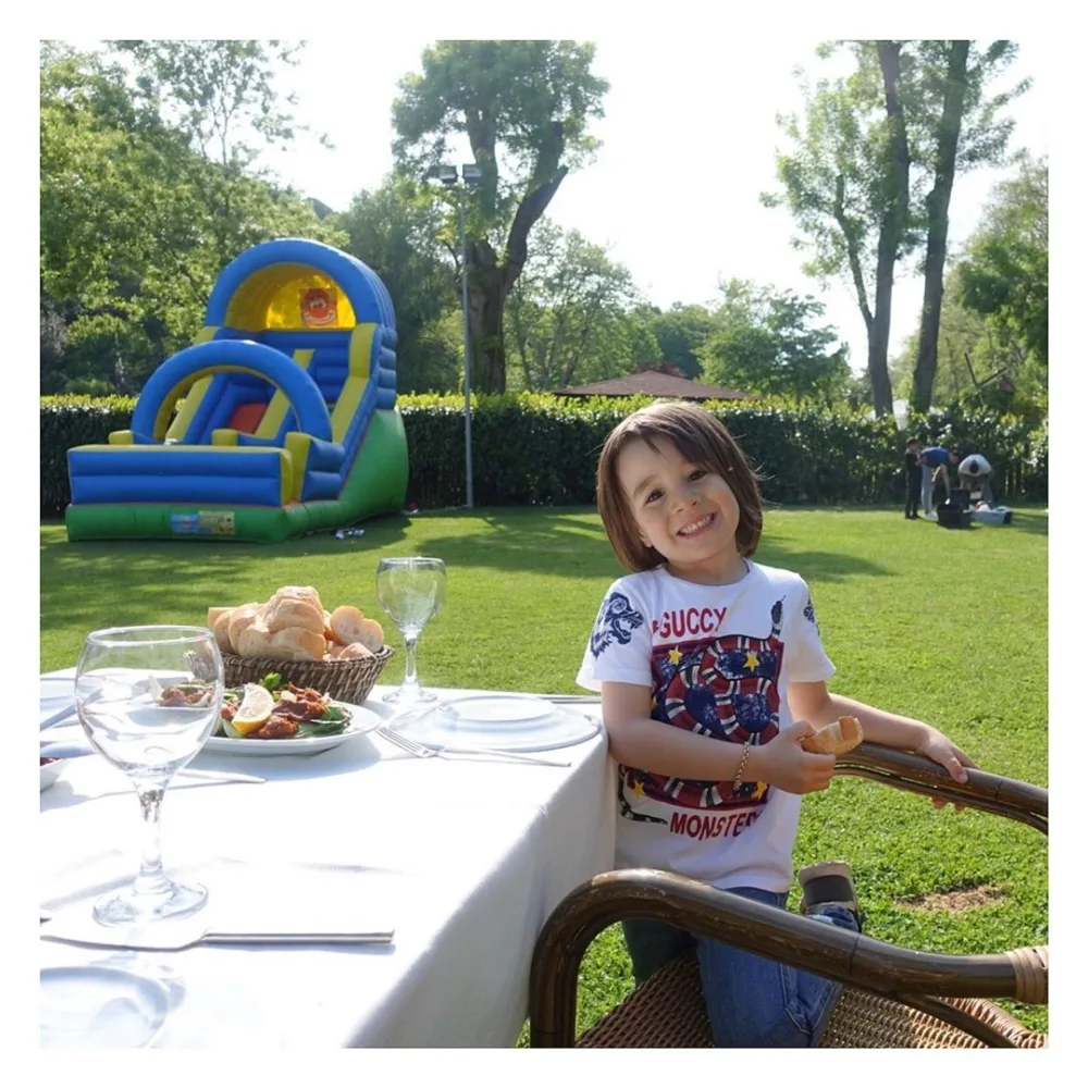 Safura oğluna ad günü etdi - FOTO