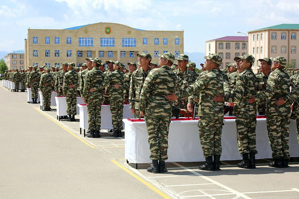 Gənc əsgərlərin andiçmə mərasimi keçirildi - FOTO