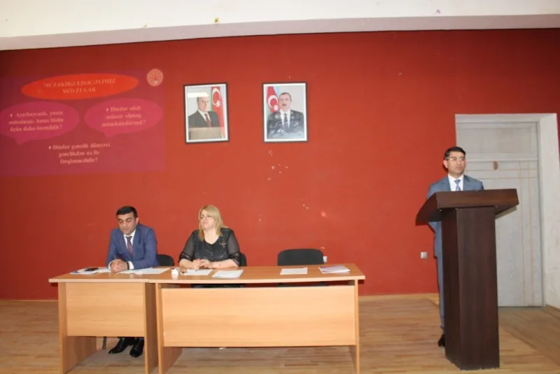 Məktəblər dini dəyərlərlə bağlı məlumatları daha etibarlı mənbələrdən almalıdır