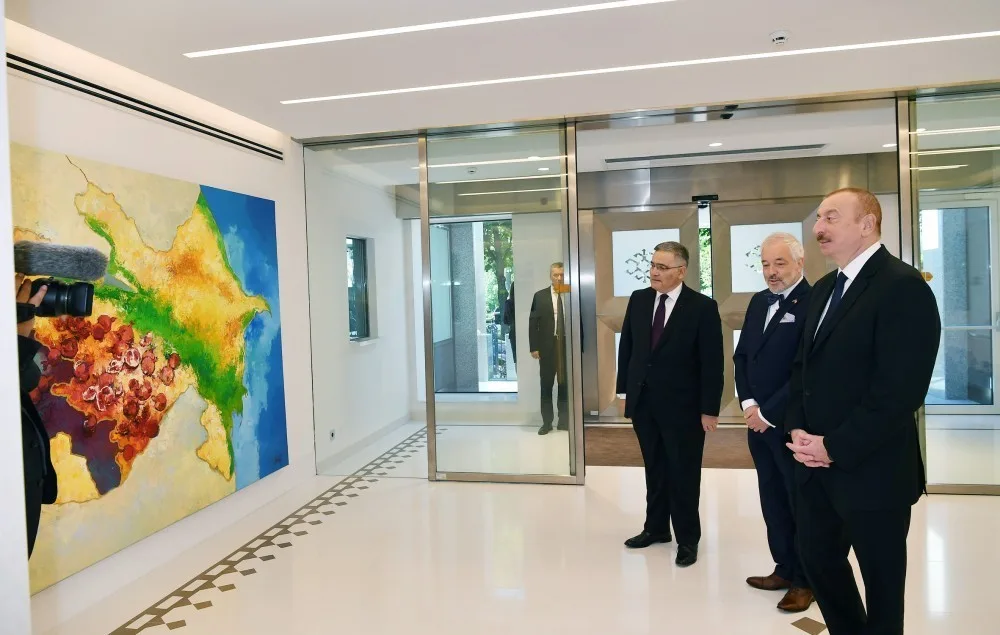 Prezident Belçikadakı səfirliyimizin yeni binasının açılışında - FOTOLAR
