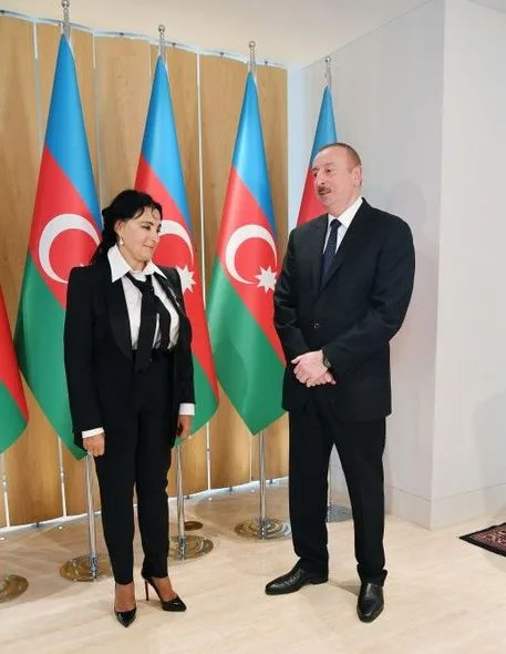 İlham Əliyev və xanımı İrina Viner-Usmanova ilə görüşüblər - FOTO