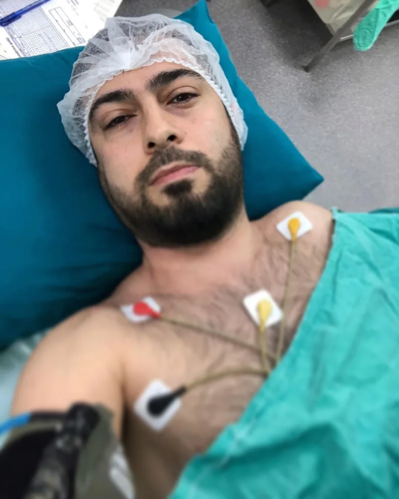 Namiq Qaraçuxurlu cərrah masasında - FOTO
