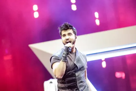 Çingiz"Eurovision 2019" səhnəsində uğurla çıxış etdi