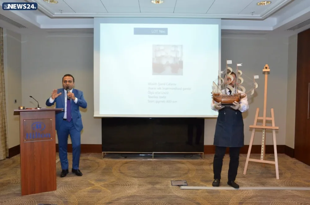 Bakıda ilk dəfə rəsm əsərləri auksionda satışa çıxarıldı