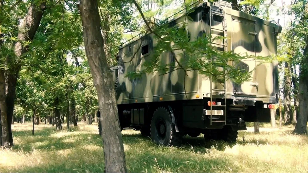 Təlimdə tank bölmələri tapşırıqları yerinə yetirərkən - FOTO - VİDEO