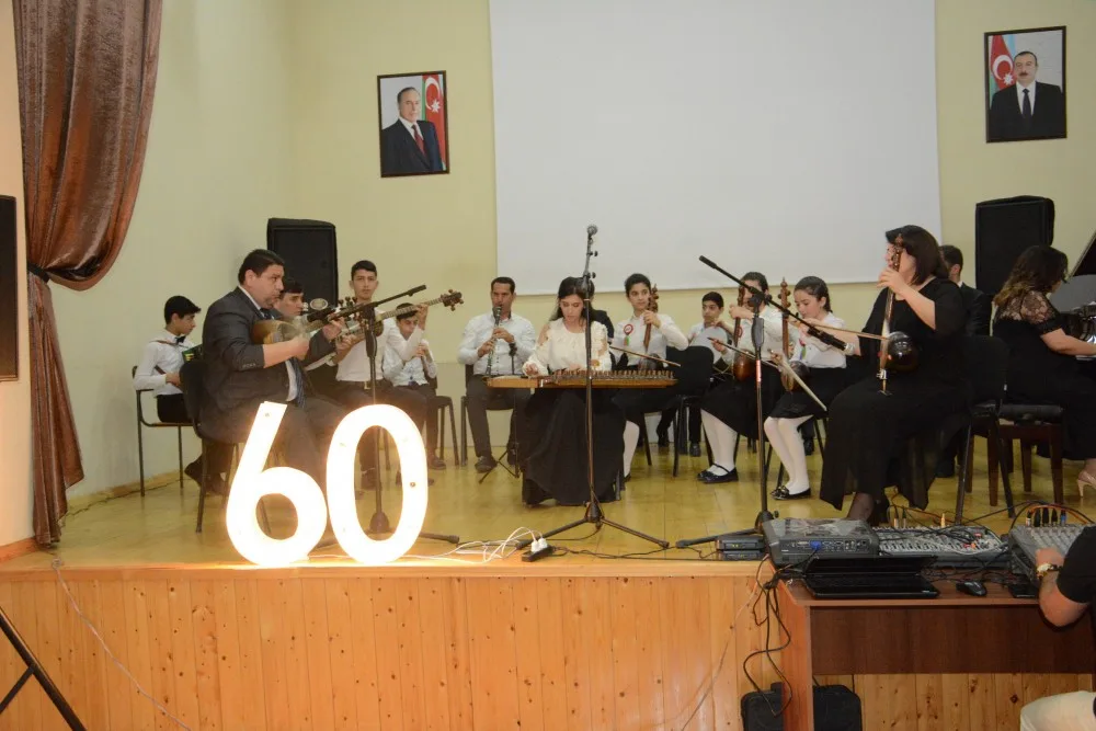 Uşaq musiqi məktəbinin 60 illiyi qeyd edilib