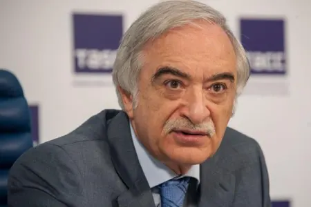 Polad Bülbüloğlu Fuad Abbasovla bağlı tapşırıq verdi