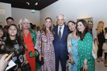 Leyla Əliyeva dünyaşöhrətli rəssam Zurab Seretelinin sərgisində - FOTOLAR