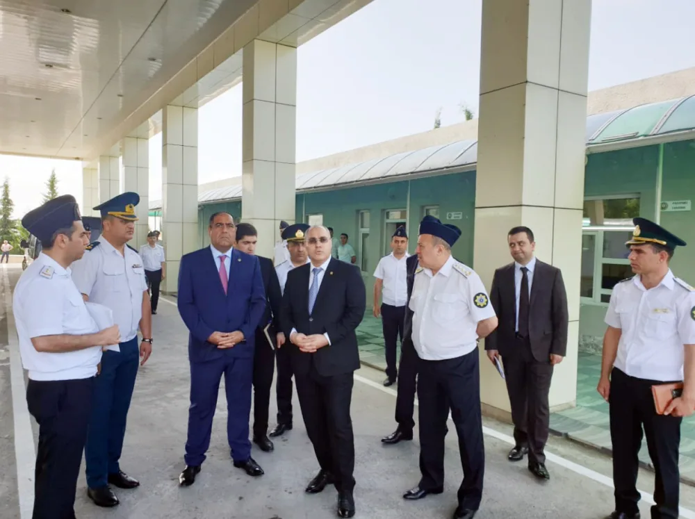 Səfər Mehdiyev "Mazımçay" gömrük postunda mövcud vəziyyətlə tanış olub