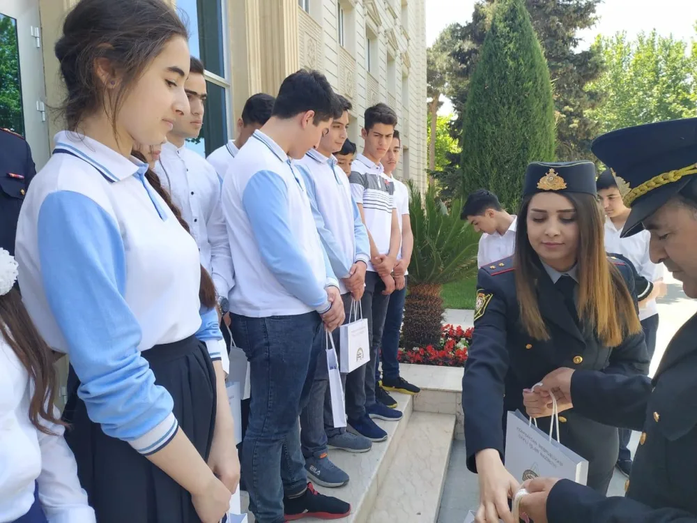 Məktəblilər üçün "Yol Polisimizlə bir gün" adlı tədbir keçirilib