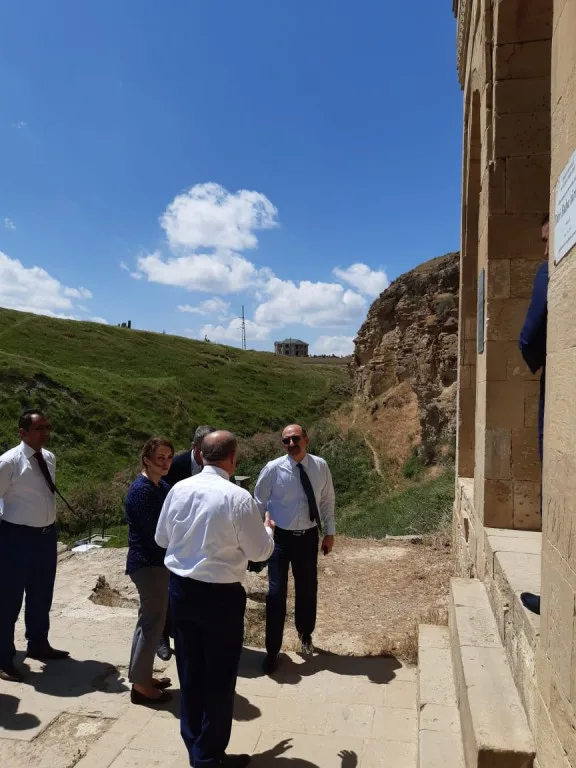 Mədəniyyət naziri Diri Baba türbəsində - FOTO