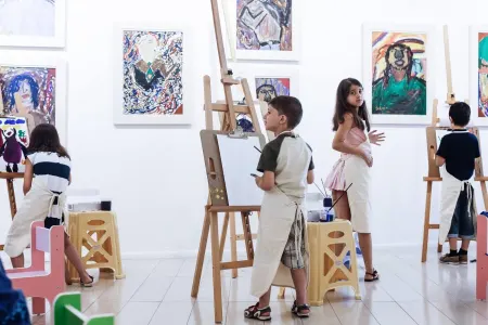 1 iyun – Uşaqların Müdafiə Günüylə bağlı keçirilən rəsm müsabiqəsinə - 150-dən çox əsər qəbul olunub