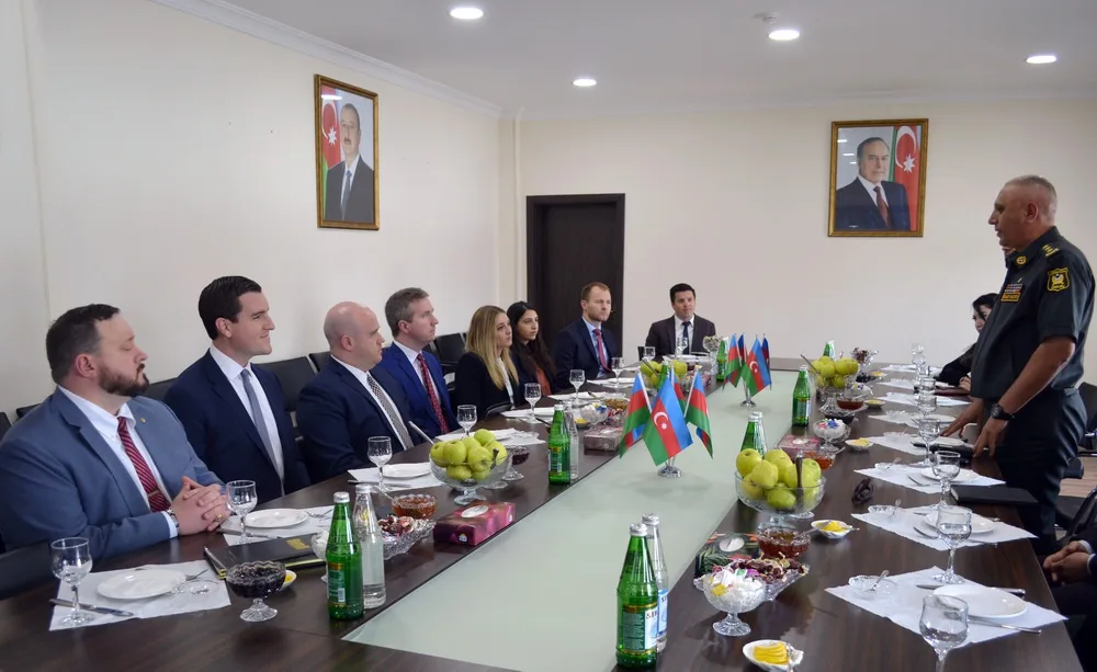 ABŞ nümayəndə heyəti hərbi hissədə olub - FOTO - VİDEO