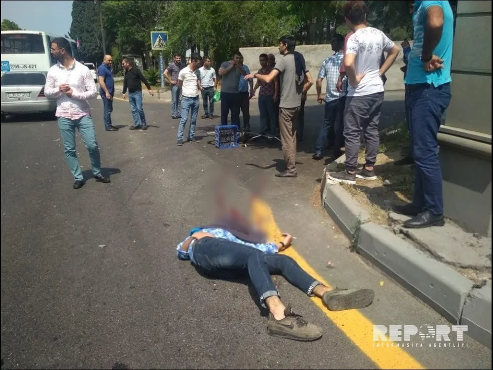Bakıda avtobus 22 yaşlı gənci vuraraq öldürdü - FOTO