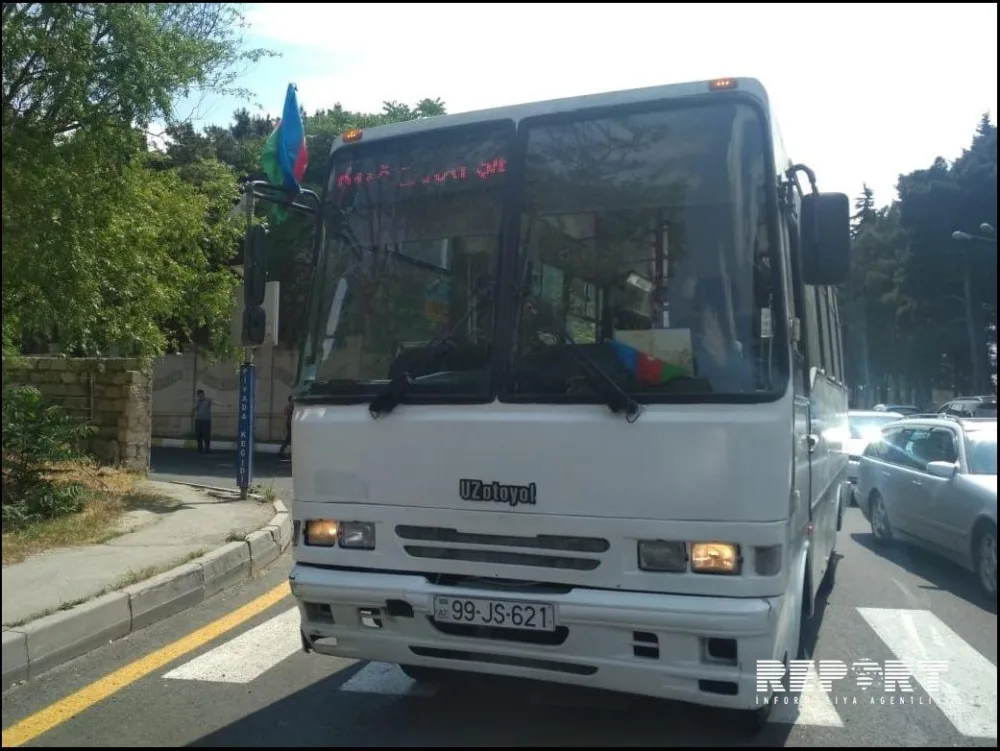 Bakıda avtobus 22 yaşlı gənci vuraraq öldürdü - FOTO