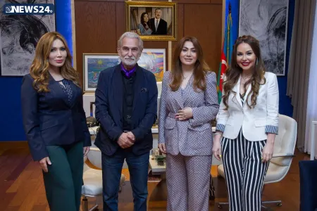 Münsiflər sərgi-müsabiqəyə təqdim olunan şəkilləri dəyərləndirib - FOTO-VİDEO