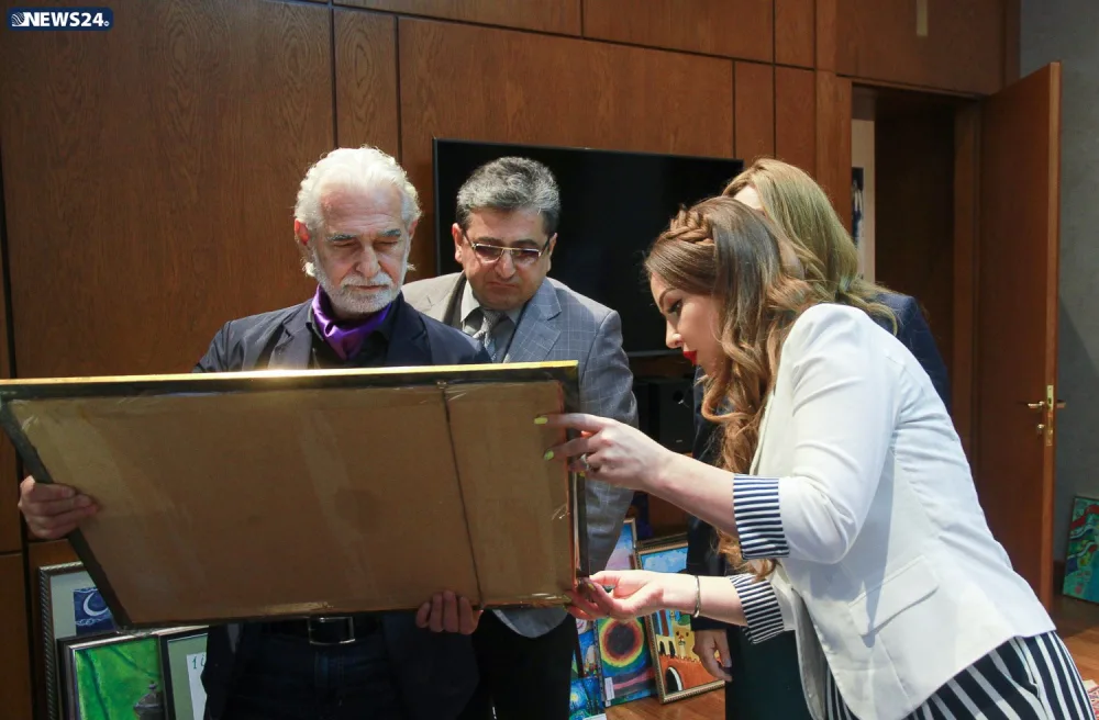 Münsiflər sərgi-müsabiqəyə təqdim olunan şəkilləri dəyərləndirib - FOTO-VİDEO