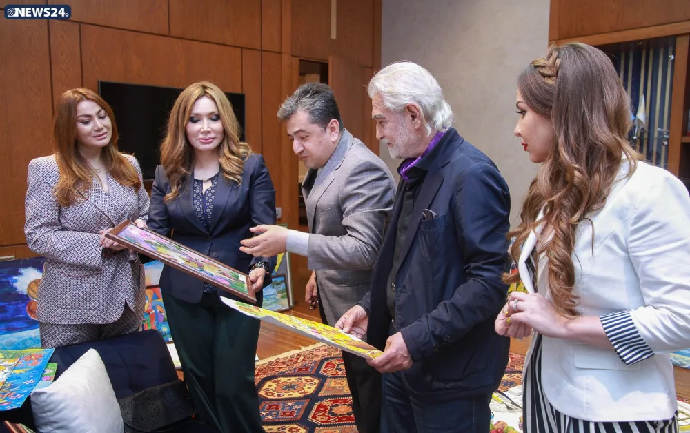 Münsiflər sərgi-müsabiqəyə təqdim olunan şəkilləri dəyərləndirib - FOTO-VİDEO