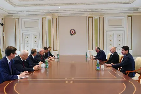 Prezident İlham Əliyev ATƏT-in Minsk qrupunun həmsədrlərini qəbul edib