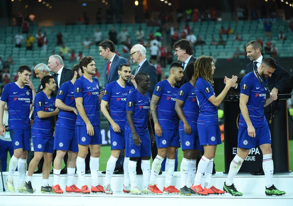 İlham Əliyevdən növbəti jest - azarkeşlərlə bir arada səmimi görüntülər - FOTOSESSİYA